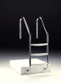 1泳池扶梯